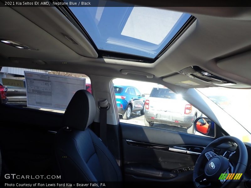 Neptune Blue / Black 2021 Kia Seltos EX AWD