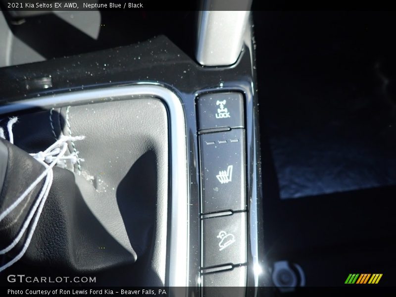 Neptune Blue / Black 2021 Kia Seltos EX AWD
