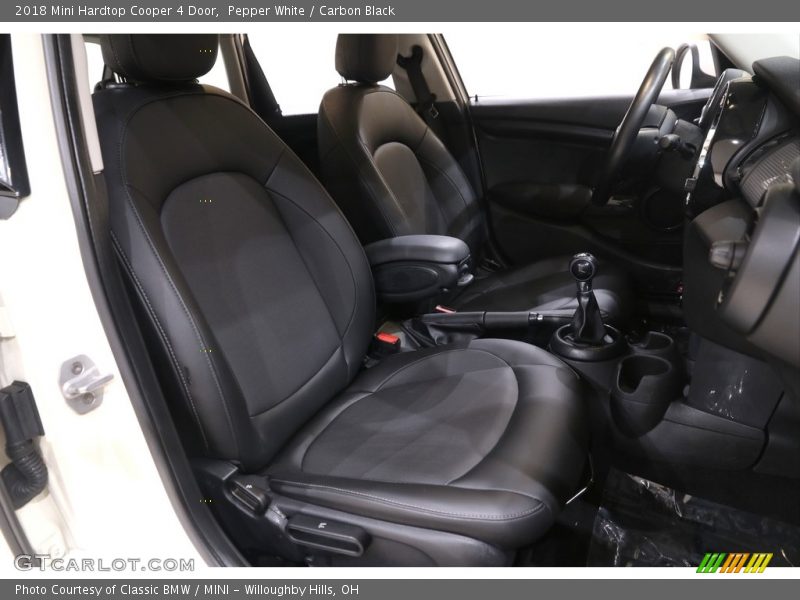 Pepper White / Carbon Black 2018 Mini Hardtop Cooper 4 Door