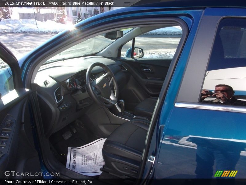 Pacific Blue Metallic / Jet Black 2019 Chevrolet Trax LT AWD