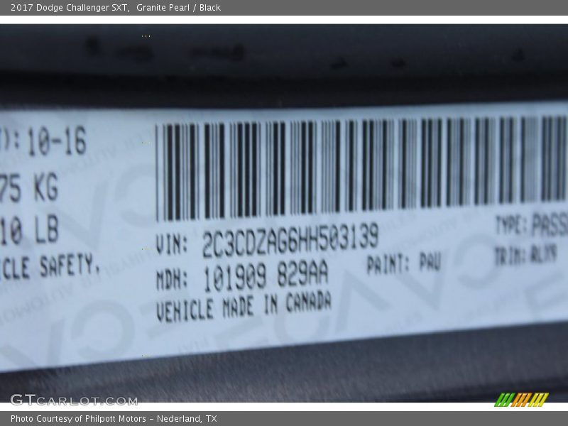 Granite Pearl / Black 2017 Dodge Challenger SXT