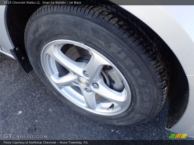 Silver Ice Metallic / Jet Black 2018 Chevrolet Malibu LS
