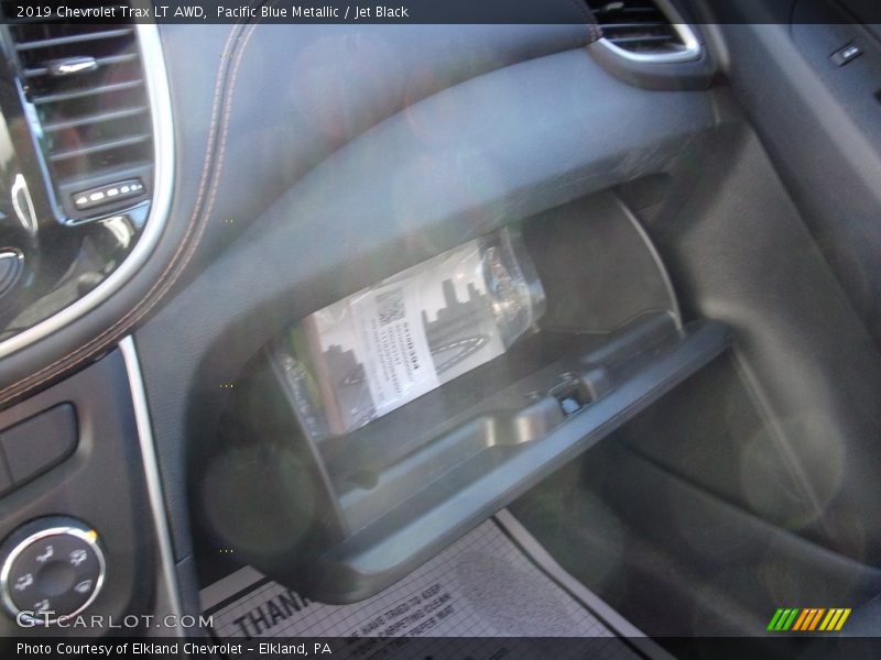 Pacific Blue Metallic / Jet Black 2019 Chevrolet Trax LT AWD