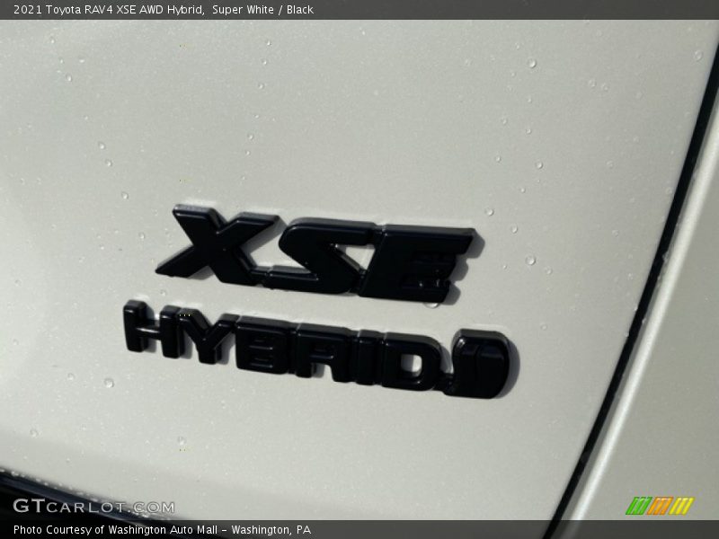 Super White / Black 2021 Toyota RAV4 XSE AWD Hybrid