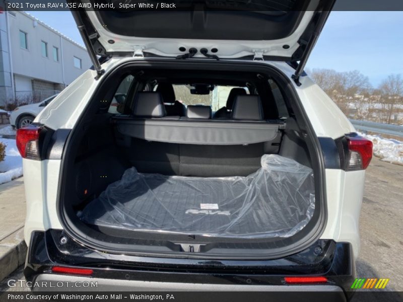 Super White / Black 2021 Toyota RAV4 XSE AWD Hybrid
