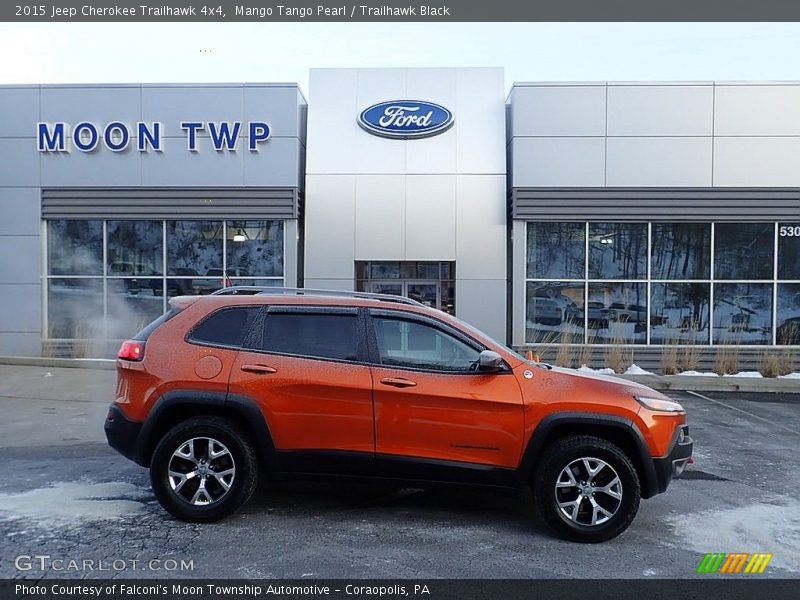 Mango Tango Pearl / Trailhawk Black 2015 Jeep Cherokee Trailhawk 4x4