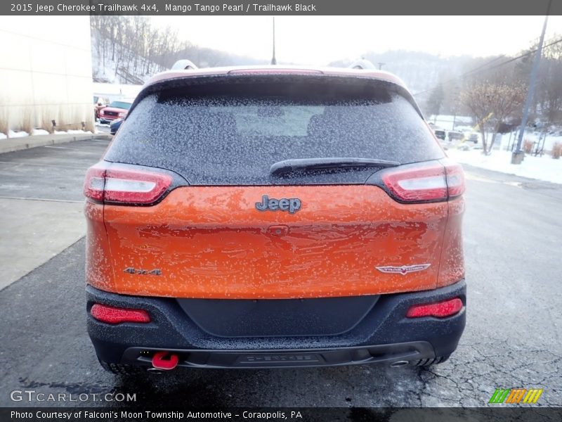 Mango Tango Pearl / Trailhawk Black 2015 Jeep Cherokee Trailhawk 4x4