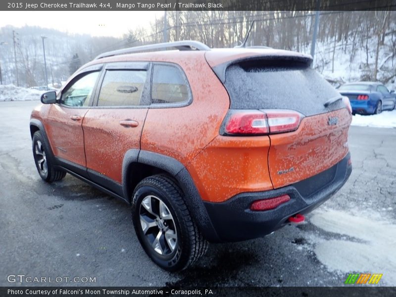 Mango Tango Pearl / Trailhawk Black 2015 Jeep Cherokee Trailhawk 4x4