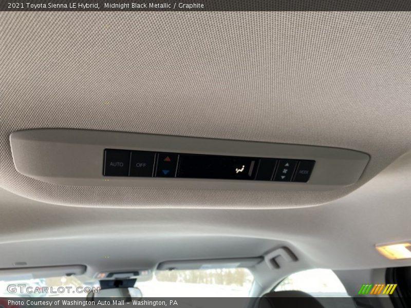 Midnight Black Metallic / Graphite 2021 Toyota Sienna LE Hybrid