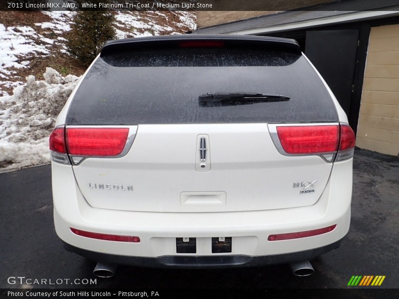White Platinum Tri-Coat / Medium Light Stone 2013 Lincoln MKX AWD