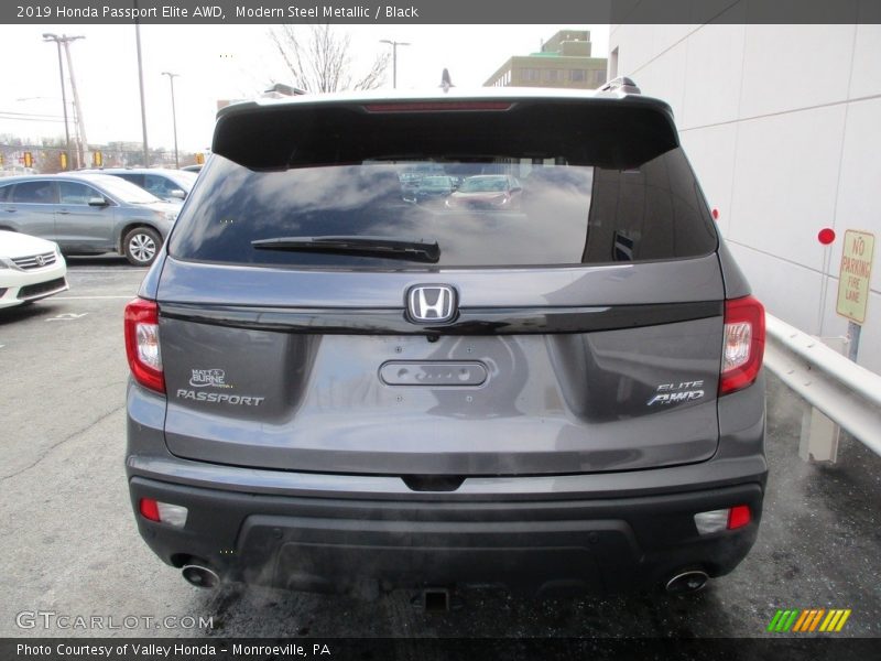 Modern Steel Metallic / Black 2019 Honda Passport Elite AWD