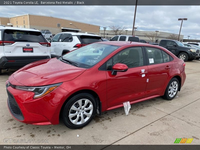 Barcelona Red Metallic / Black 2021 Toyota Corolla LE