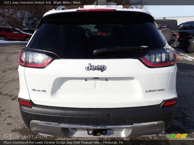 Bright White / Black 2021 Jeep Cherokee Limited 4x4