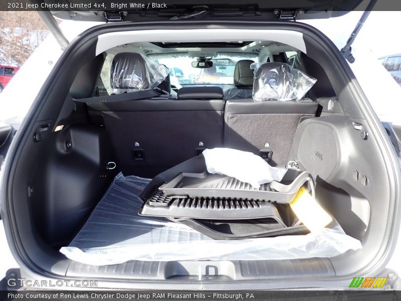 Bright White / Black 2021 Jeep Cherokee Limited 4x4
