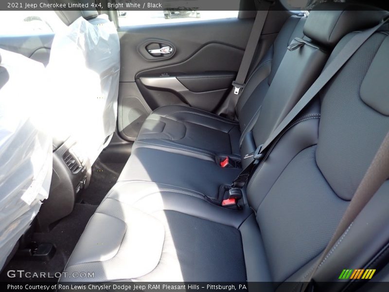 Bright White / Black 2021 Jeep Cherokee Limited 4x4