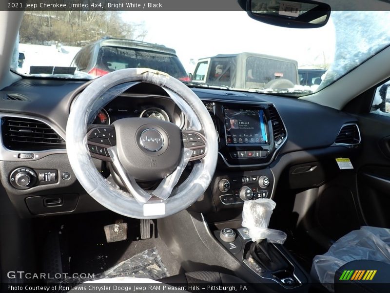 Bright White / Black 2021 Jeep Cherokee Limited 4x4