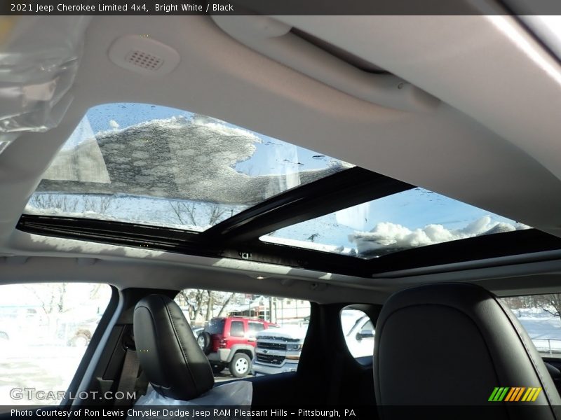 Bright White / Black 2021 Jeep Cherokee Limited 4x4