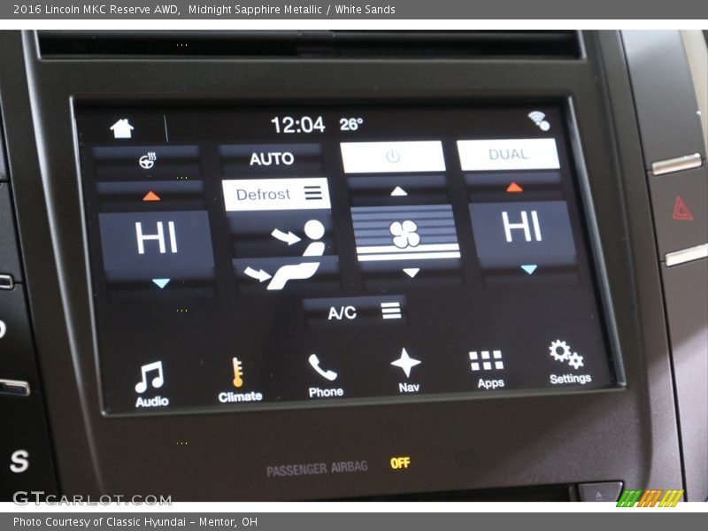 Controls of 2016 MKC Reserve AWD