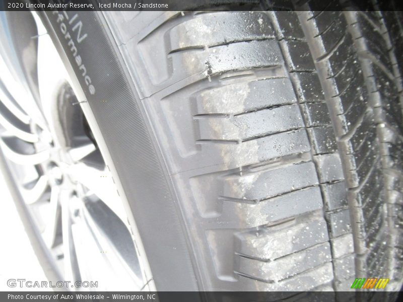 Iced Mocha / Sandstone 2020 Lincoln Aviator Reserve