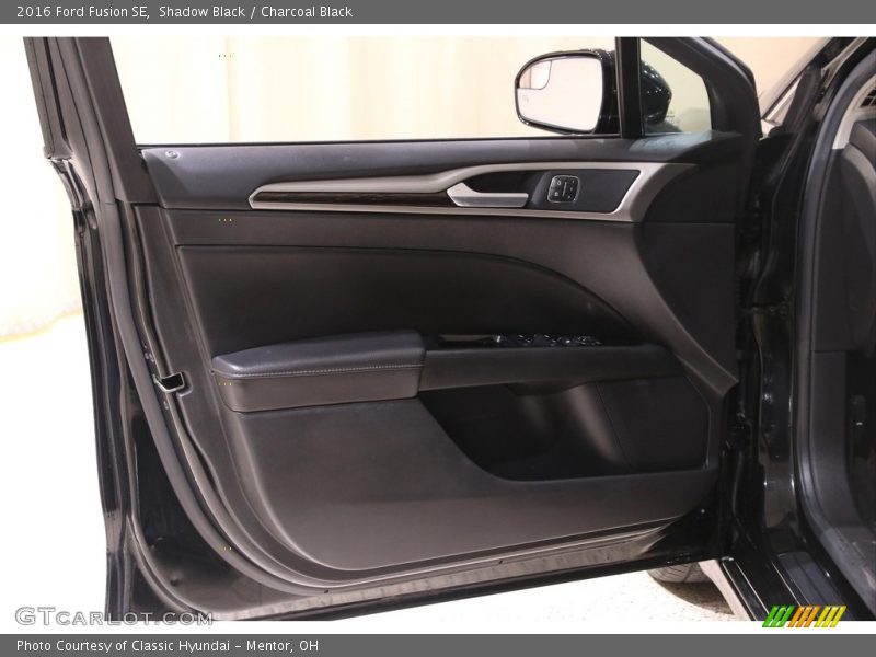 Shadow Black / Charcoal Black 2016 Ford Fusion SE