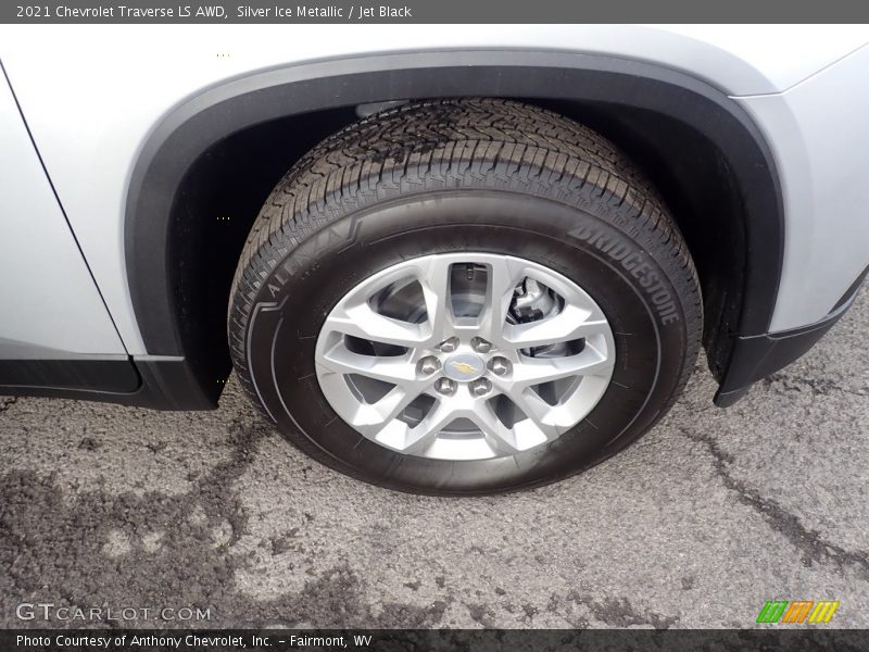 Silver Ice Metallic / Jet Black 2021 Chevrolet Traverse LS AWD