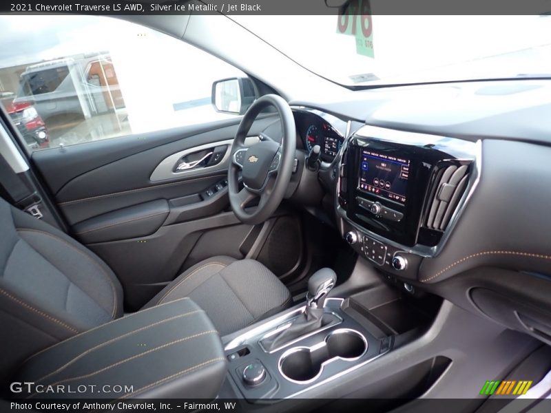 Silver Ice Metallic / Jet Black 2021 Chevrolet Traverse LS AWD