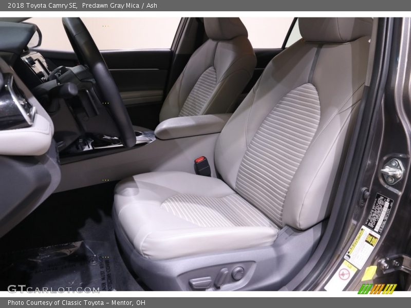 Predawn Gray Mica / Ash 2018 Toyota Camry SE