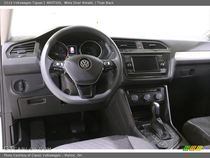 White Silver Metallic / Titan Black 2019 Volkswagen Tiguan S 4MOTION