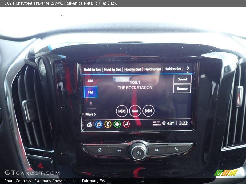Silver Ice Metallic / Jet Black 2021 Chevrolet Traverse LS AWD