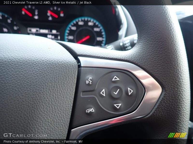 Silver Ice Metallic / Jet Black 2021 Chevrolet Traverse LS AWD