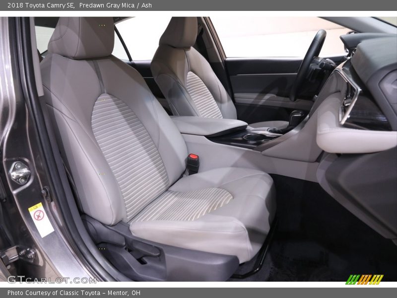 Predawn Gray Mica / Ash 2018 Toyota Camry SE