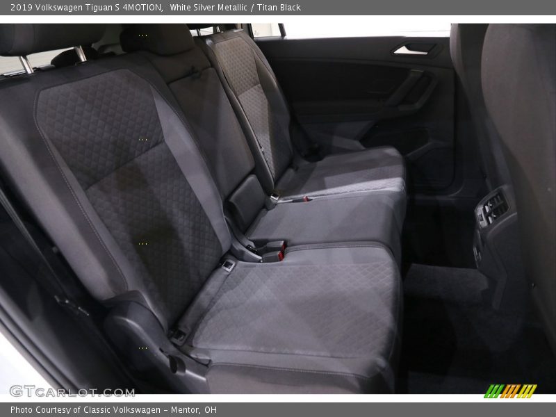 White Silver Metallic / Titan Black 2019 Volkswagen Tiguan S 4MOTION