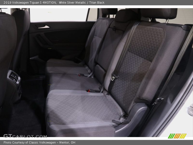 White Silver Metallic / Titan Black 2019 Volkswagen Tiguan S 4MOTION