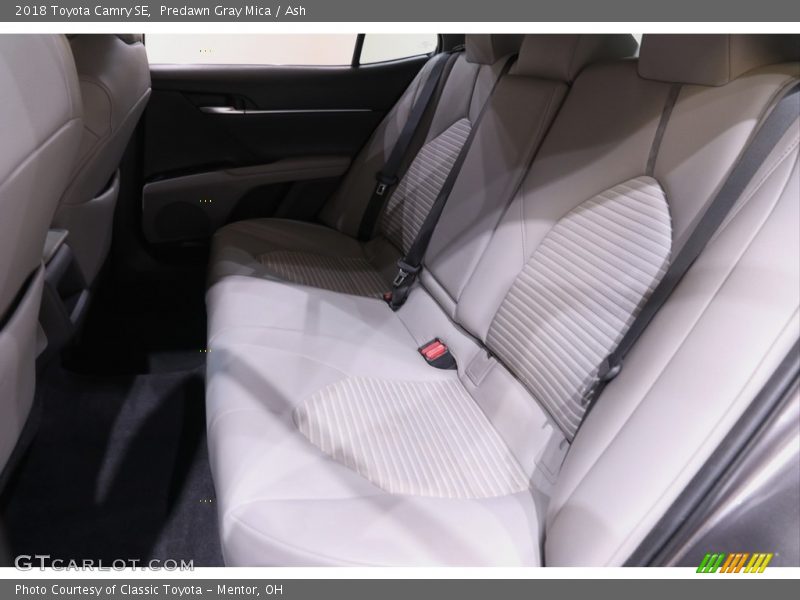 Predawn Gray Mica / Ash 2018 Toyota Camry SE