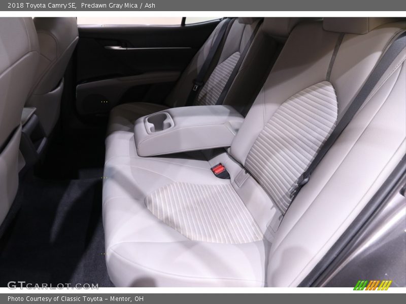 Predawn Gray Mica / Ash 2018 Toyota Camry SE