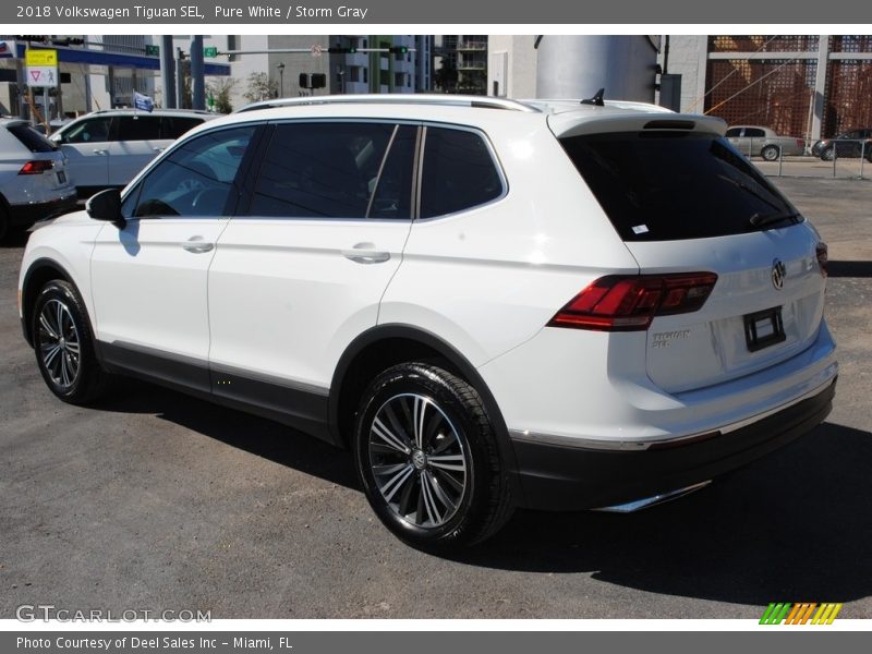Pure White / Storm Gray 2018 Volkswagen Tiguan SEL