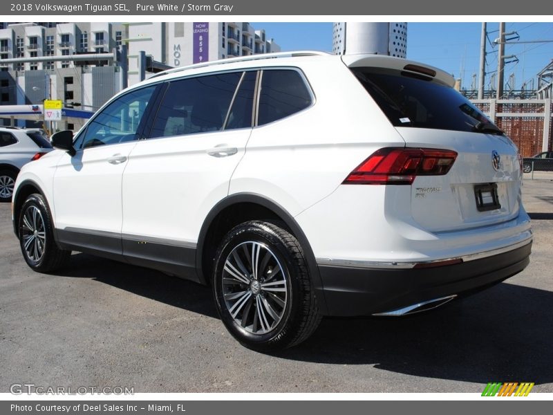 Pure White / Storm Gray 2018 Volkswagen Tiguan SEL