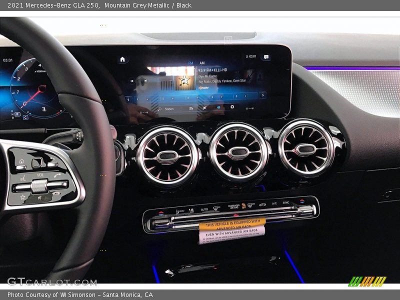 Mountain Grey Metallic / Black 2021 Mercedes-Benz GLA 250