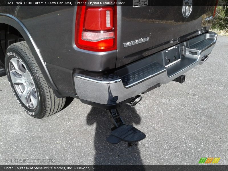 Granite Crystal Metallic / Black 2021 Ram 1500 Laramie Crew Cab 4x4
