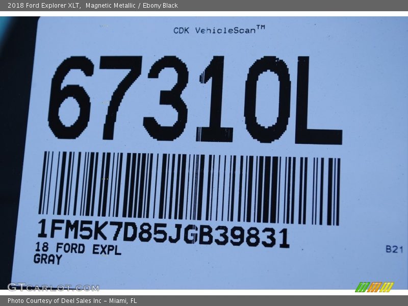 Magnetic Metallic / Ebony Black 2018 Ford Explorer XLT