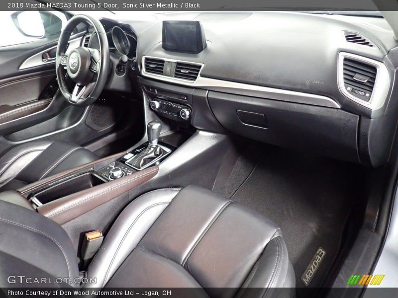 Sonic Silver Metallic / Black 2018 Mazda MAZDA3 Touring 5 Door