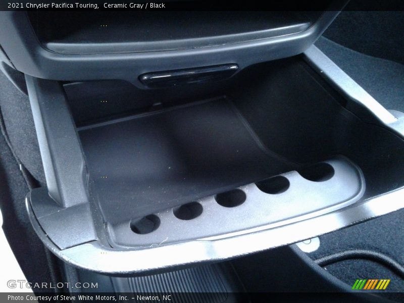 Ceramic Gray / Black 2021 Chrysler Pacifica Touring