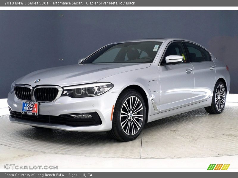 Glacier Silver Metallic / Black 2018 BMW 5 Series 530e iPerfomance Sedan