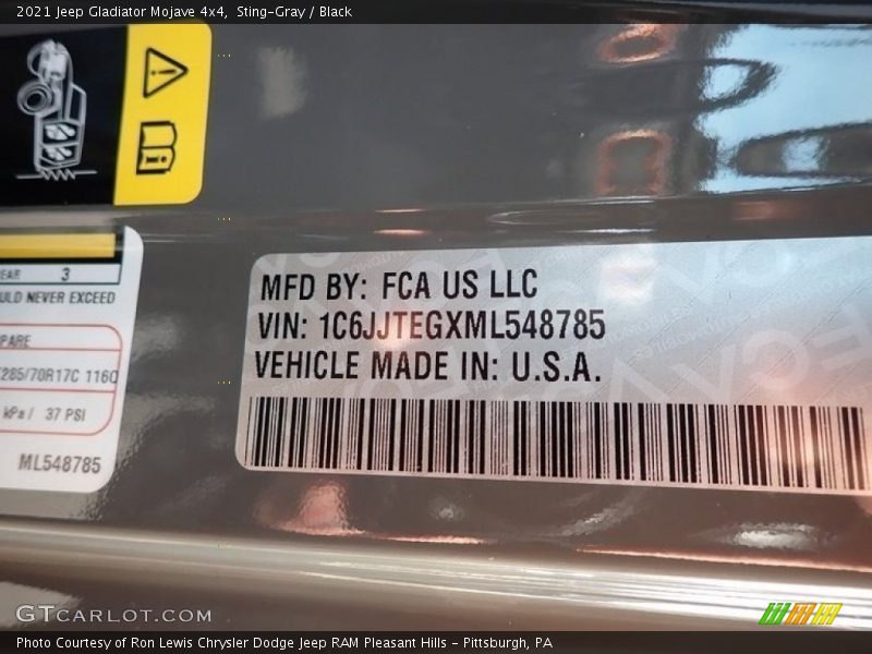Sting-Gray / Black 2021 Jeep Gladiator Mojave 4x4