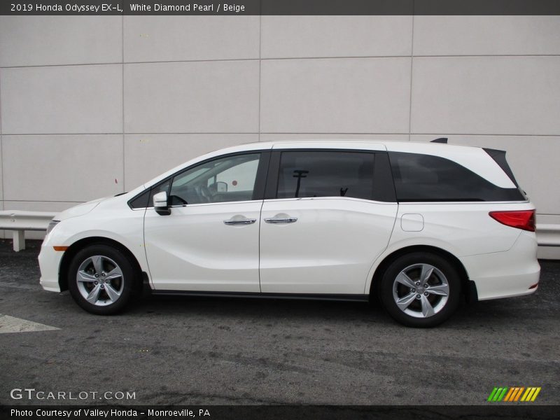 White Diamond Pearl / Beige 2019 Honda Odyssey EX-L