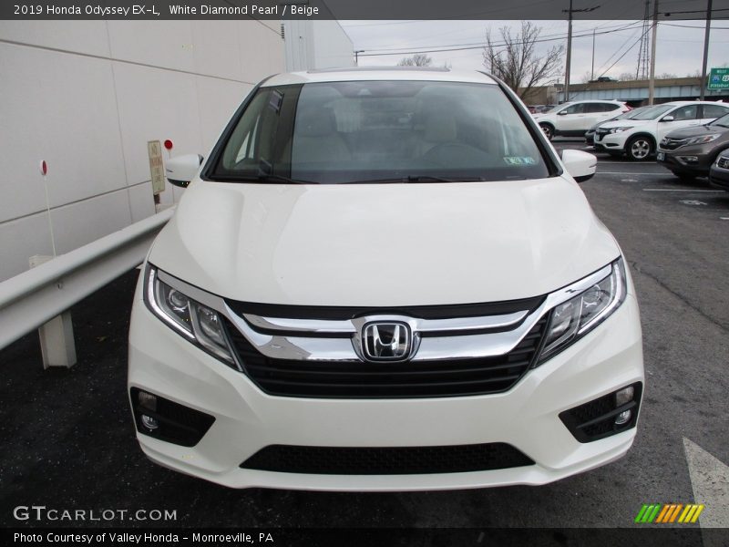 White Diamond Pearl / Beige 2019 Honda Odyssey EX-L