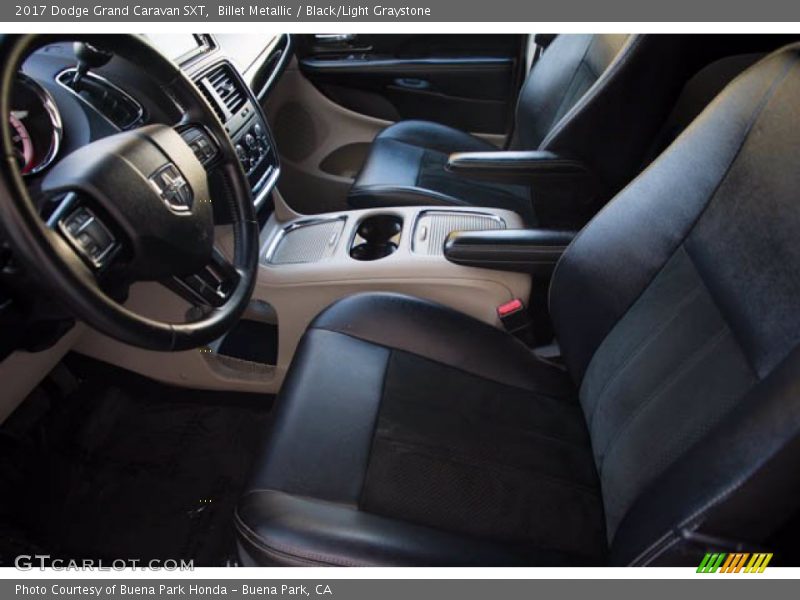 Billet Metallic / Black/Light Graystone 2017 Dodge Grand Caravan SXT