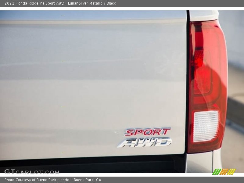 Lunar Silver Metallic / Black 2021 Honda Ridgeline Sport AWD