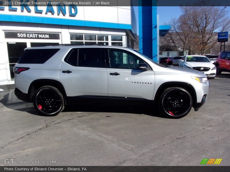 Silver Ice Metallic / Jet Black 2021 Chevrolet Traverse Premier