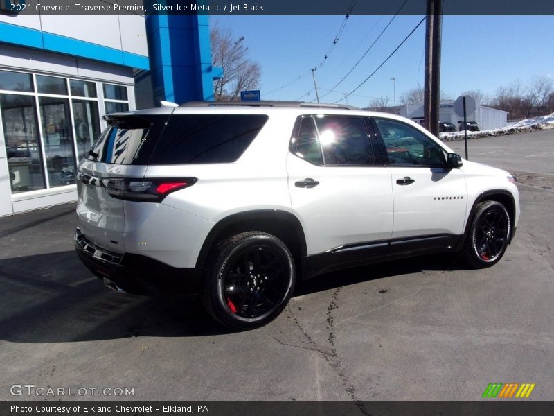 Silver Ice Metallic / Jet Black 2021 Chevrolet Traverse Premier